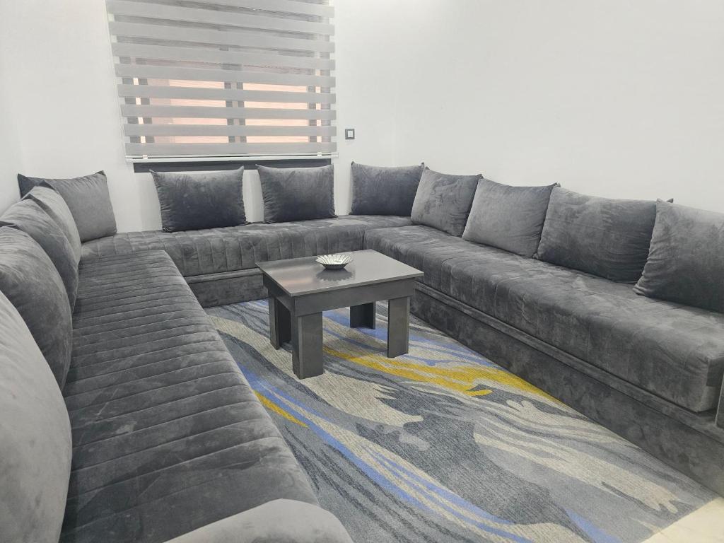 فندق الشموخ Hotel Al Shmokh - Executive Suite
