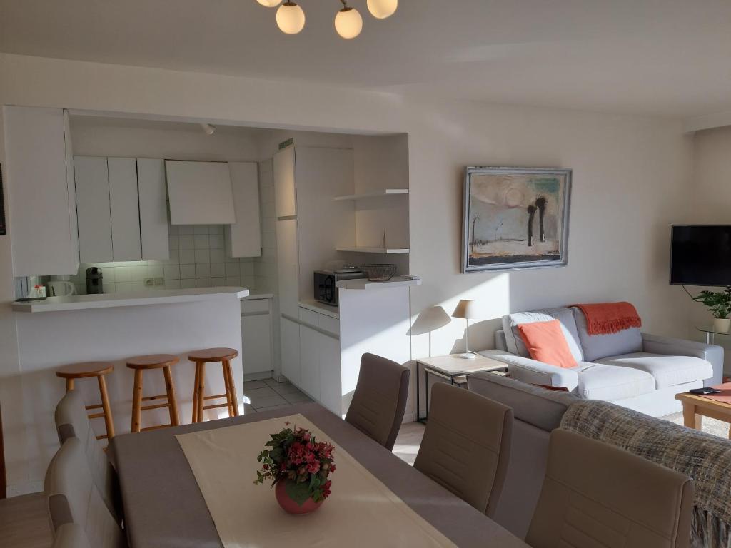 Kuchyň nebo kuchyňský kout v ubytování Oostduinkerke Apartments 2