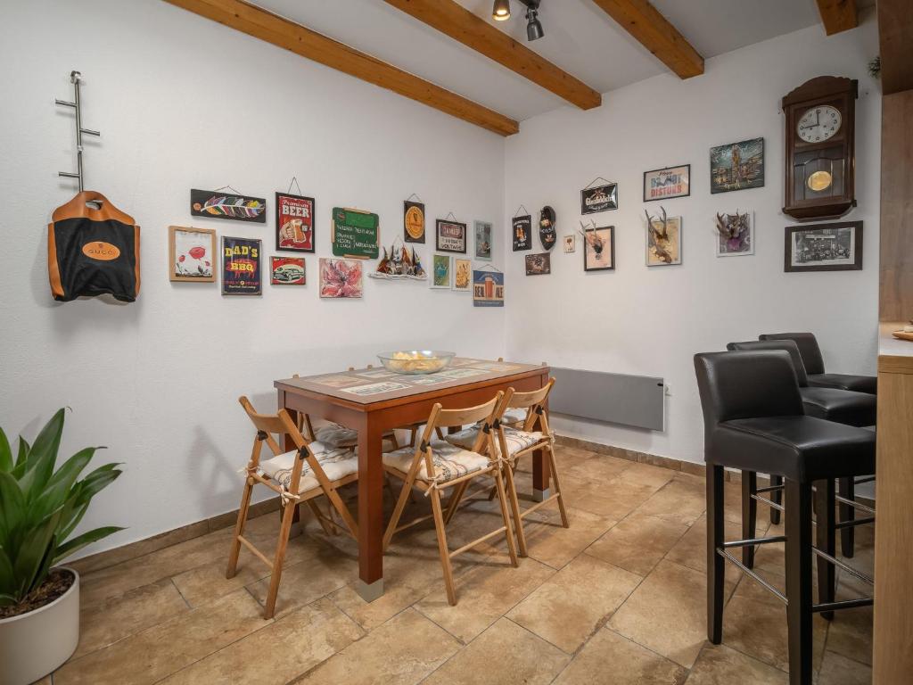 Fotografia z galérie ubytovania Holiday Home Bella by Interhome v destinácii Dobrinj
