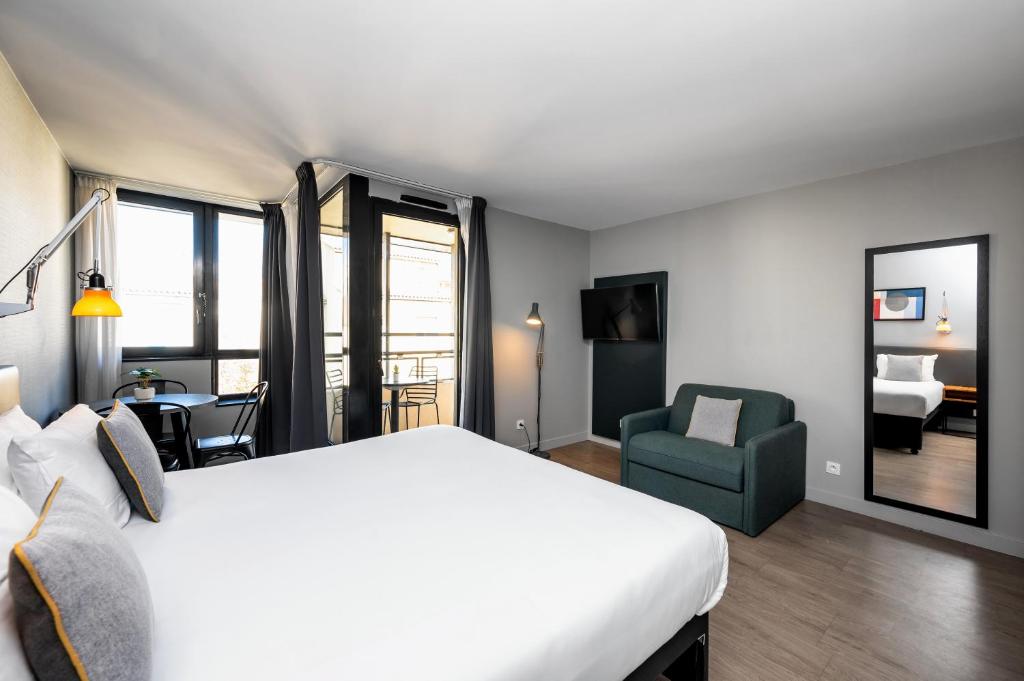 Staycity Aparthotels Marseille Centre Vieux Port - Apartamento Estudio Plus Con Balcón