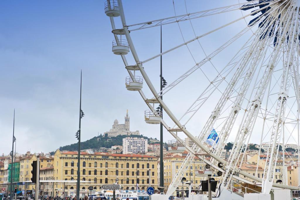 Staycity Aparthotels Marseille Centre Vieux Port - Resim 3