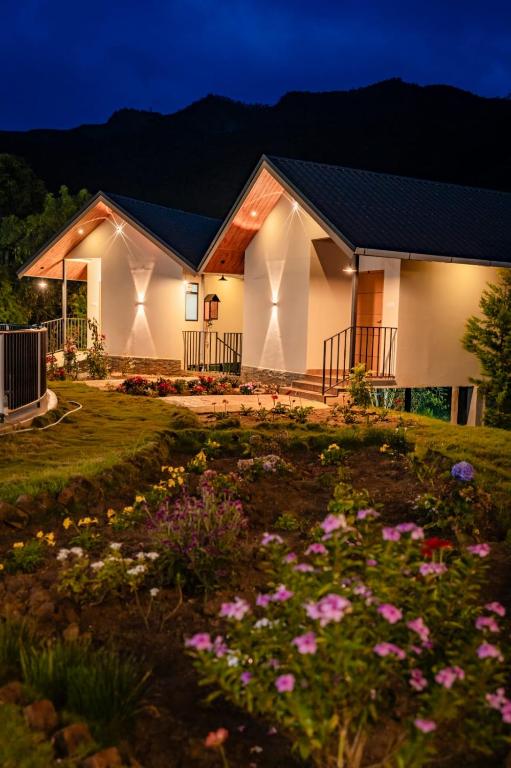 Cleveland Resorts Kanthalloor - Sala De Família Com Varanda