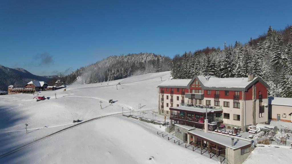 Το Hotel Malina-Ski Resort-SKI-IN & SKI-OUT τον χειμώνα