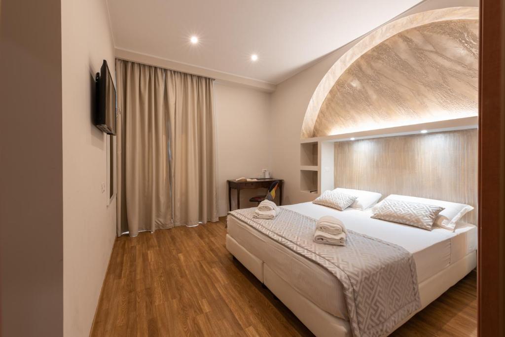 Top Floor Colosseo Guesthouse - 1