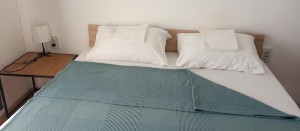 Postel nebo postele na pokoji v ubytování Airport MD rooms