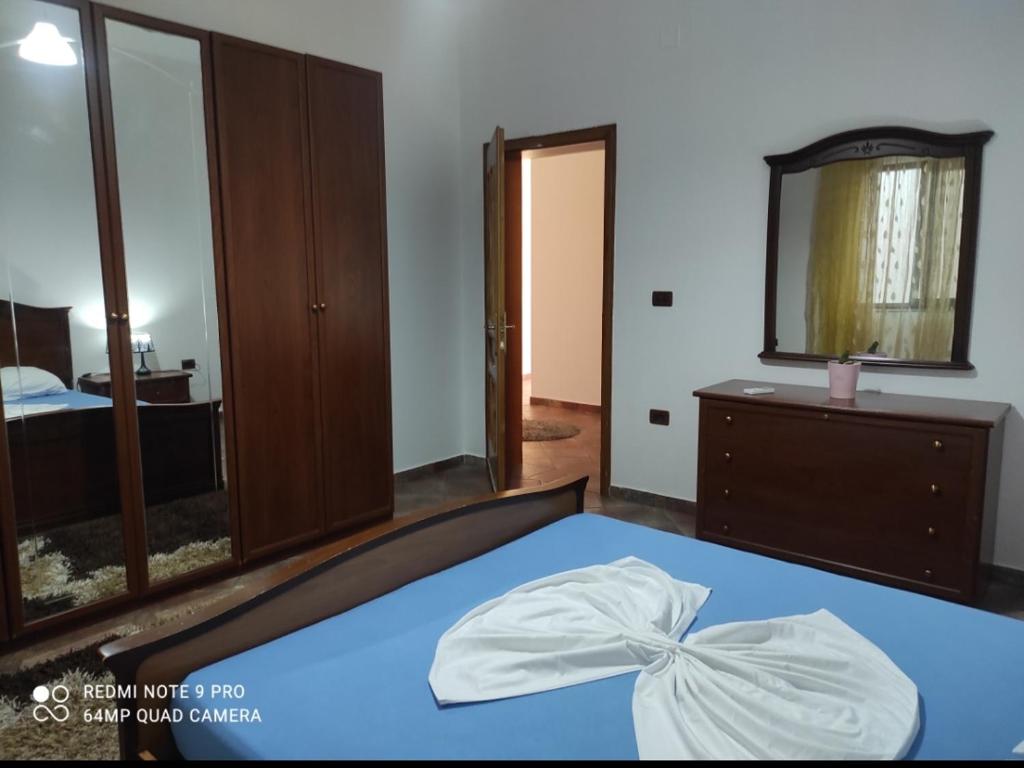6 Apartments at city center - Image 7