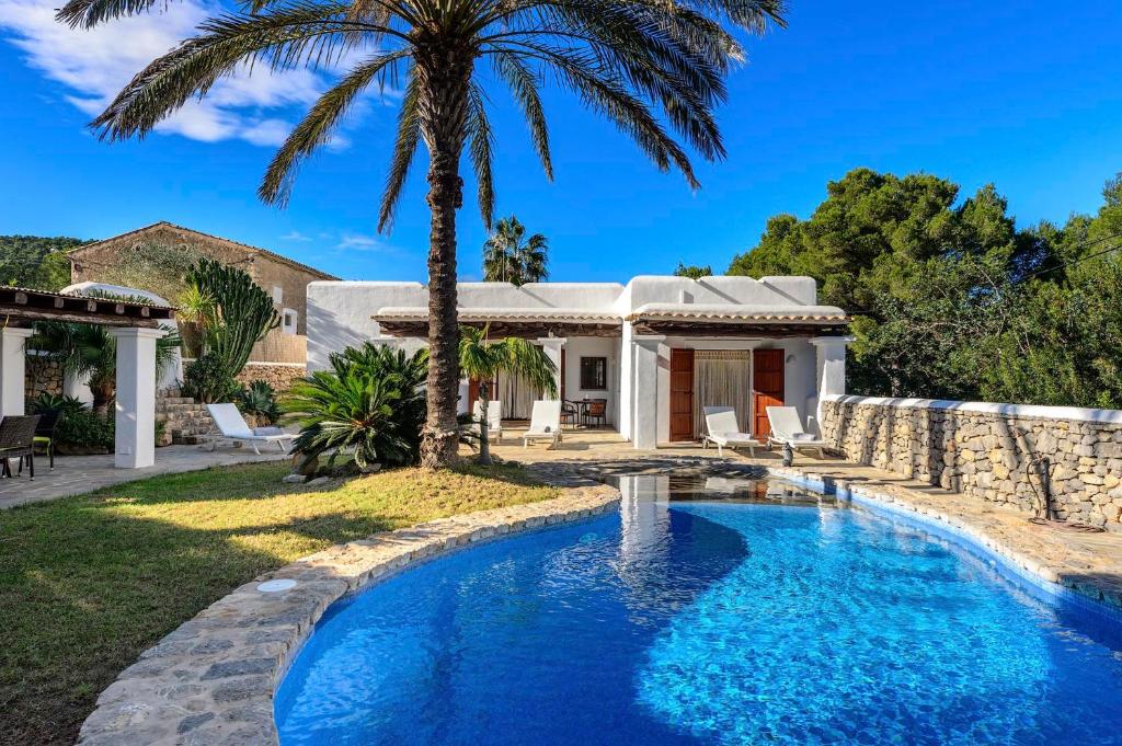 Casa Villa M - Beautiful 3 bedroom finca in San Vicent in Cala de Sant Vicent, Ibiza