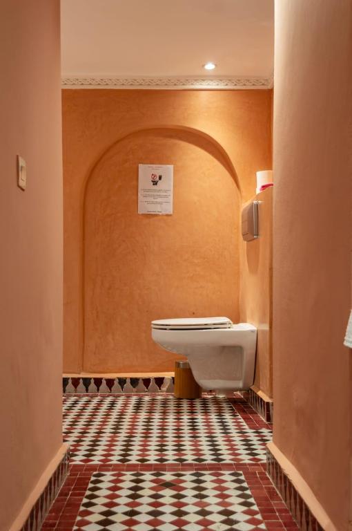 Koupelna v ubytování Riad Dar Alhambra