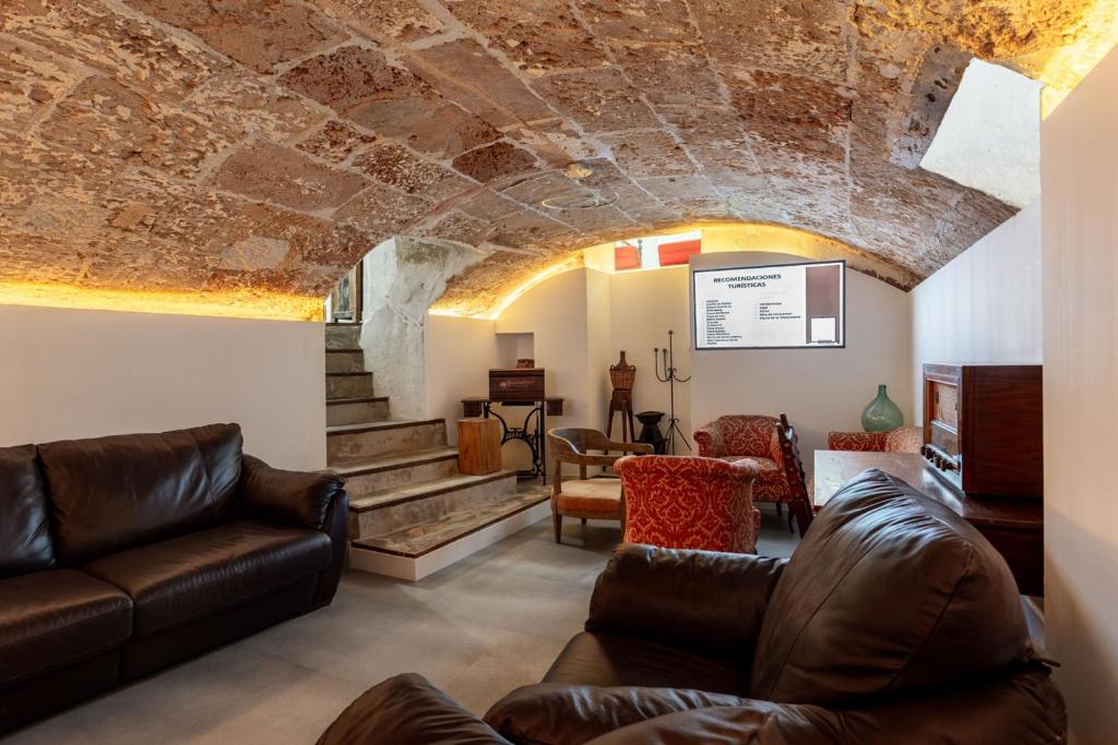 Antiguo Brondo Selfcheck-in Smart Rooms - Resim 11