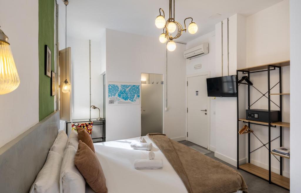 Antiguo Brondo Selfcheck-in Smart Rooms - Resim 23