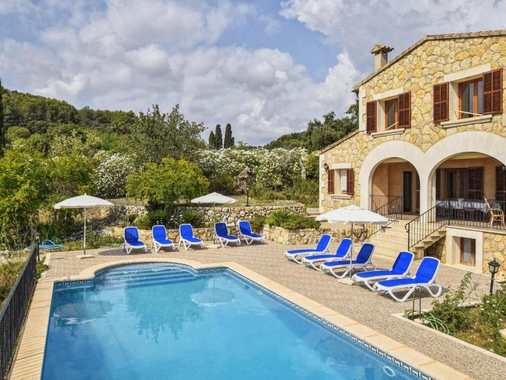 The swimming pool at or close to Holiday Home Pla De Ses Rotes by Interhome