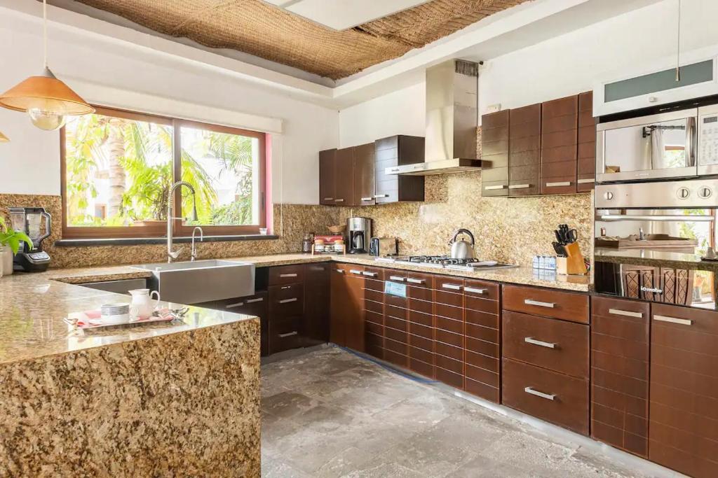 Kuchyň nebo kuchyňský kout v ubytování Casa La Columna