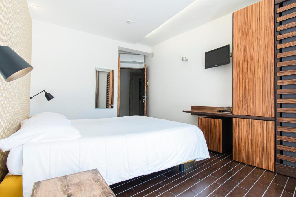 Marina 10 Design Hotel & SPA - 高级三人间