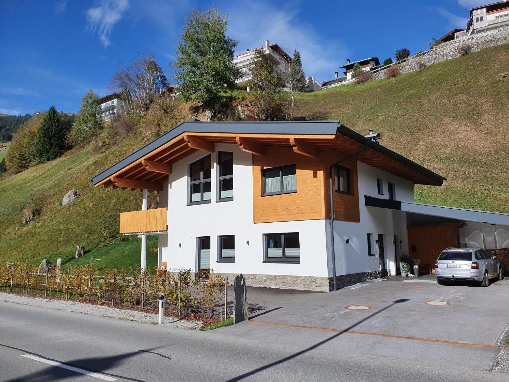 Budova, kde se apartmán nachází