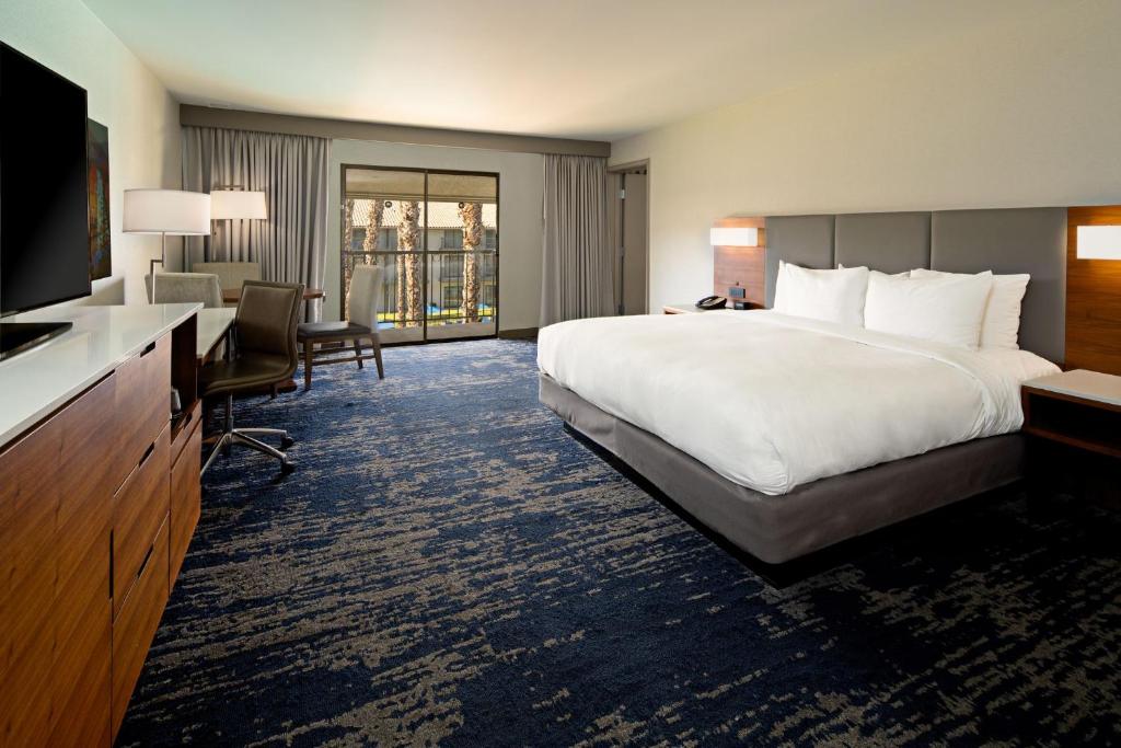 DoubleTree by Hilton Bakersfield - Room King Con Movilidad Accesible