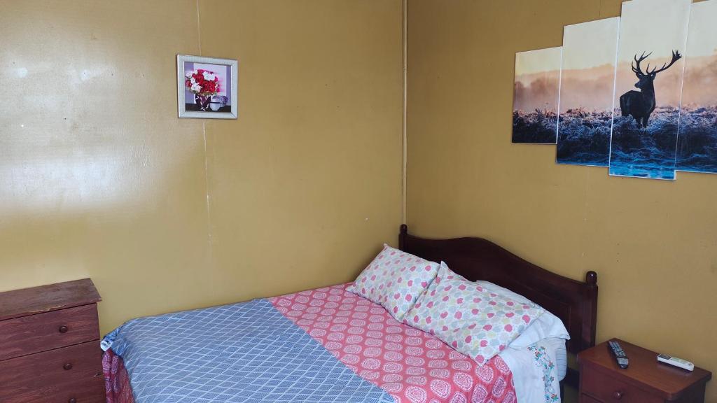 HOSTAL VALDIVIA - Quadruple Room With Shared Bathroom