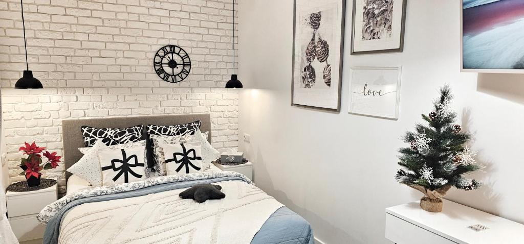 Sophia Studio - Superior Studio