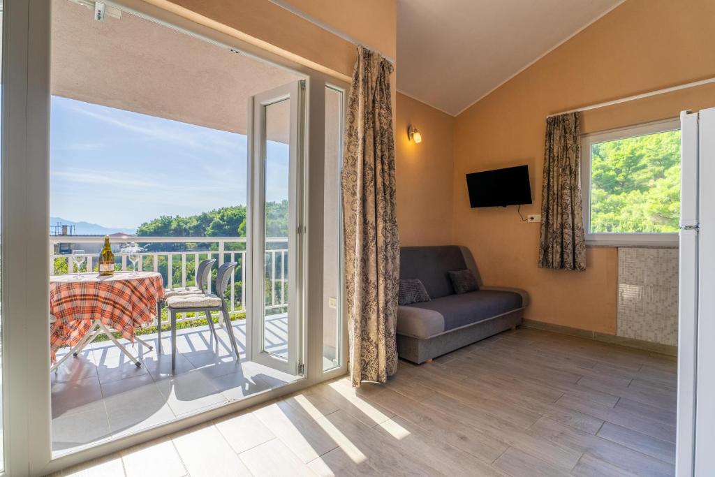 Balkón nebo terasa v ubytování Apartmani Malbašić