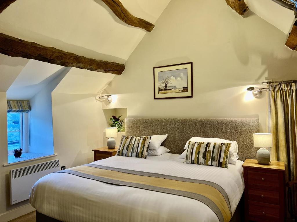 Castle Cottage Inn - Standard Double Or Twin Room