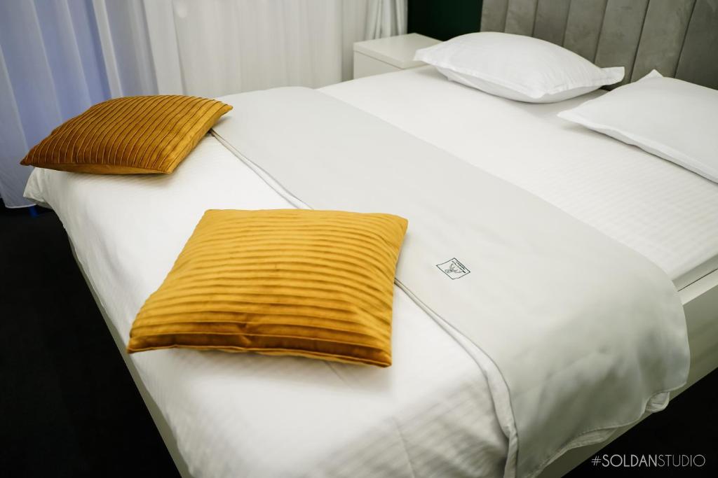 La Codrii Cajvanei - Single Room With Balcony