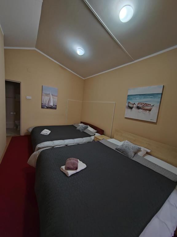 Bed and Breakfast Majesty - Habitación Triple