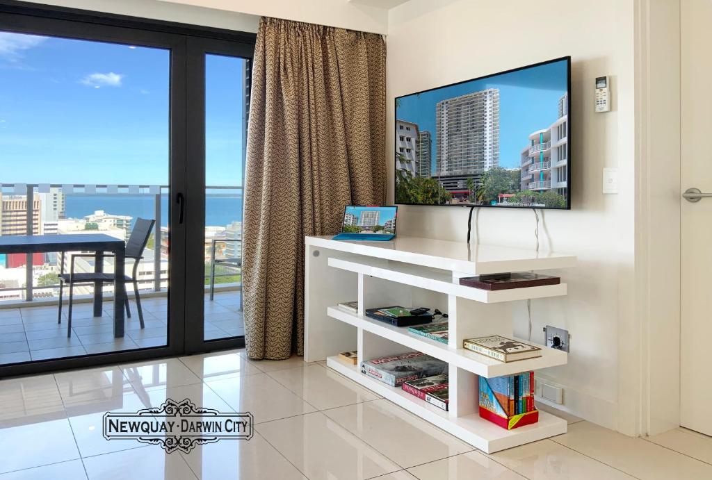 TV i/ili multimedijalni sistem u objektu "NEWQUAY" Ideal Location & Views at PenthousePads
