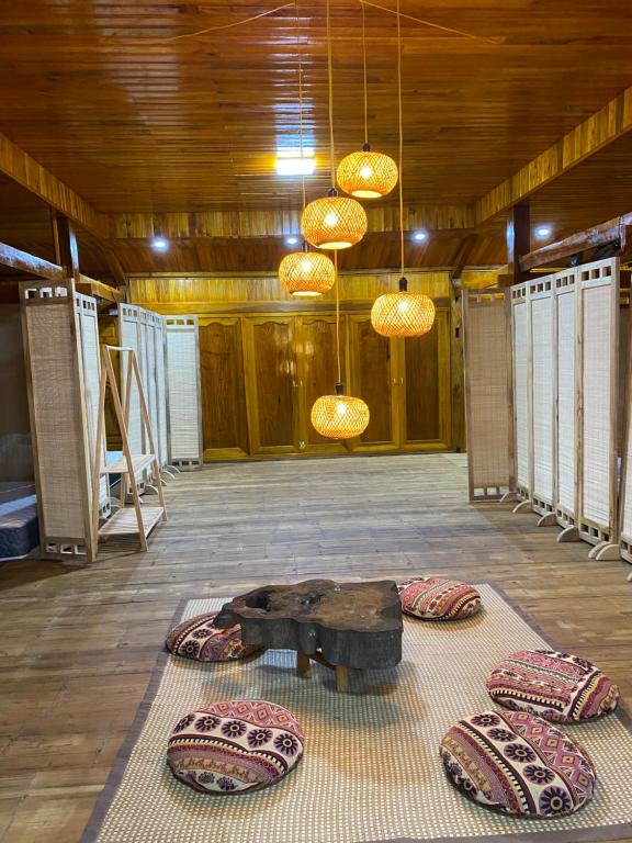 Ha giang Lai Homestay retreat-trekking,Tour,motorbike rental - Double Room With Shared Bathroom