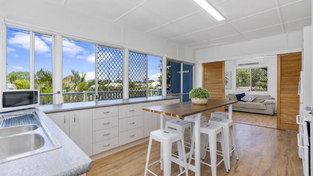 The Sand Ranch Family Beach House, Woorim (updated prices 2024)