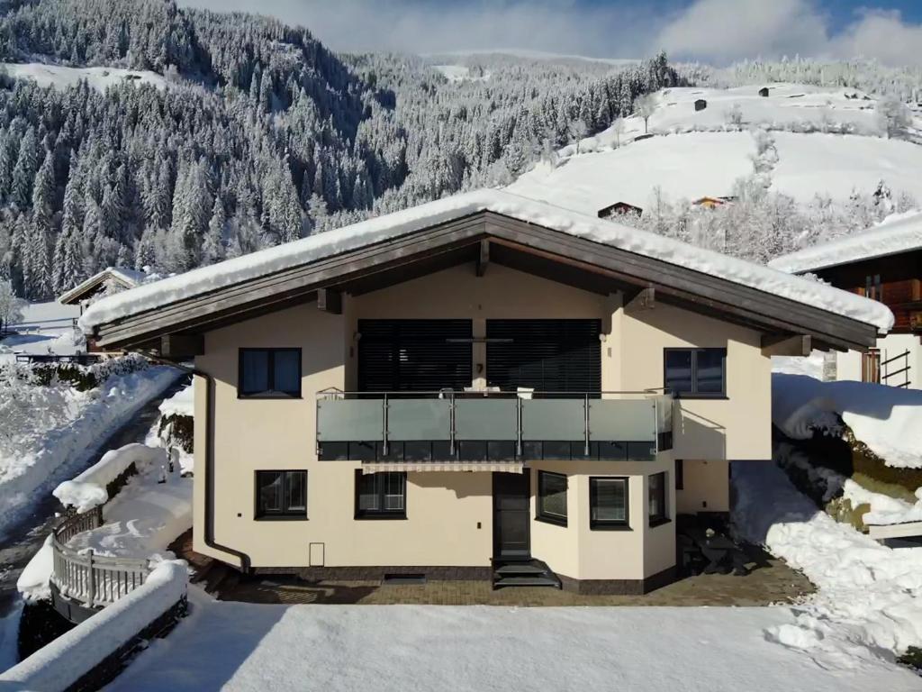 Nespecifikovaný výhled na hory nebo výhled na hory při pohledu z apartmánu