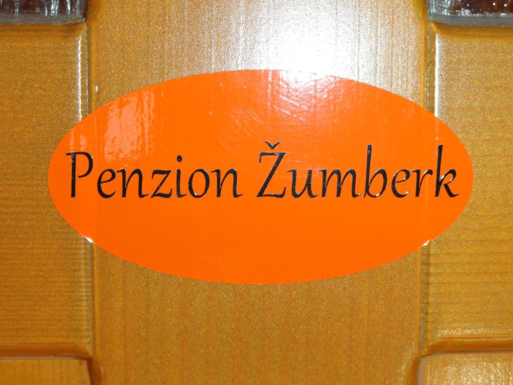 Certificato, attestato, insegna o altro documento esposto da Penzion Žumberk