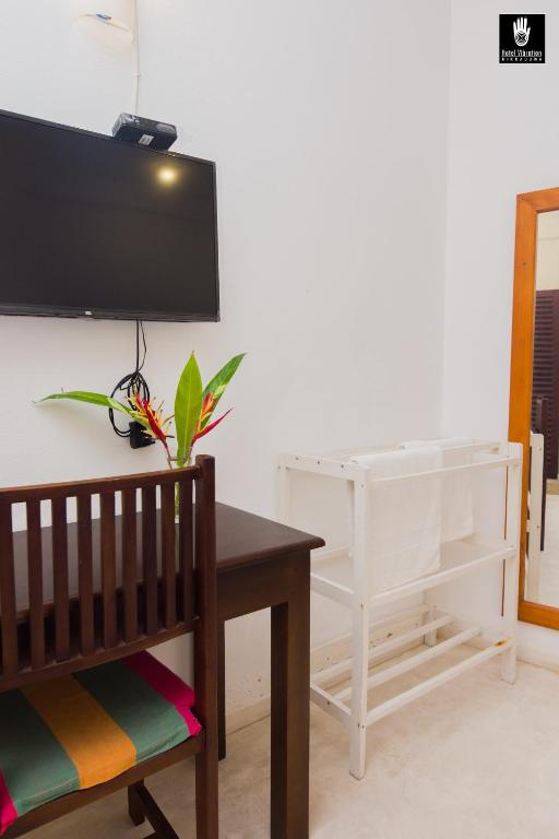 Hotel Vibration - Camera Doppia Standard Con Vista Da Giardino