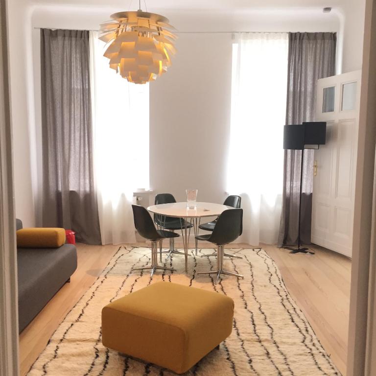 Luxury 2 Bedroom apartment in the heart of Mitte, Berlin - Deluxe Apartment