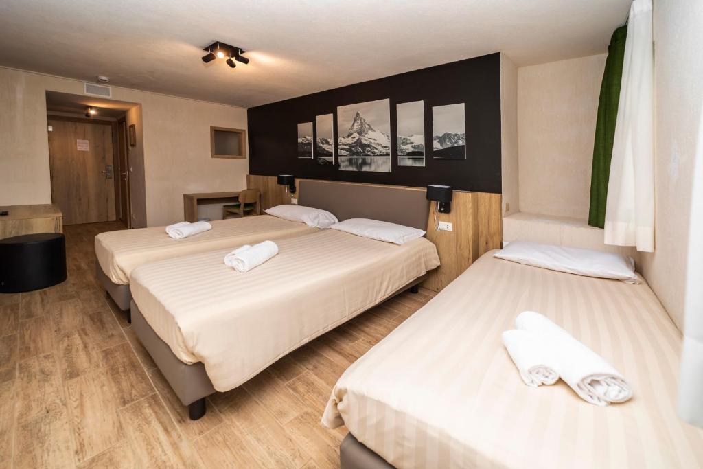 Hotel Petit Palais - 三个房间