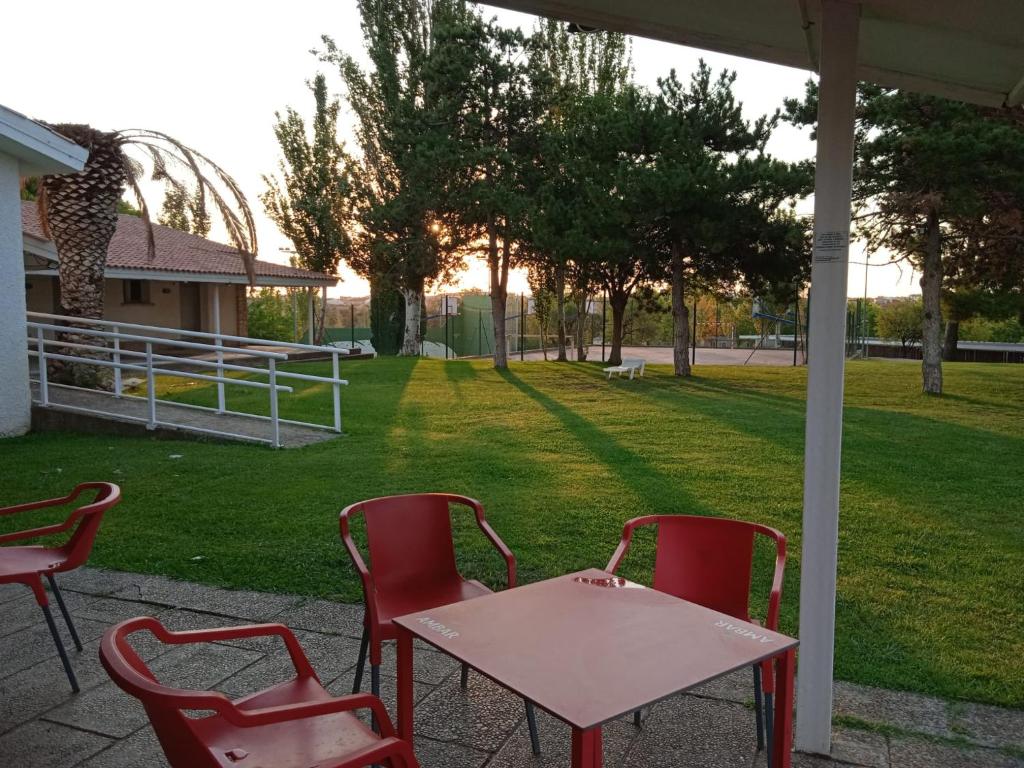 Zahrada ubytování Bungalows Zaragoza Camping