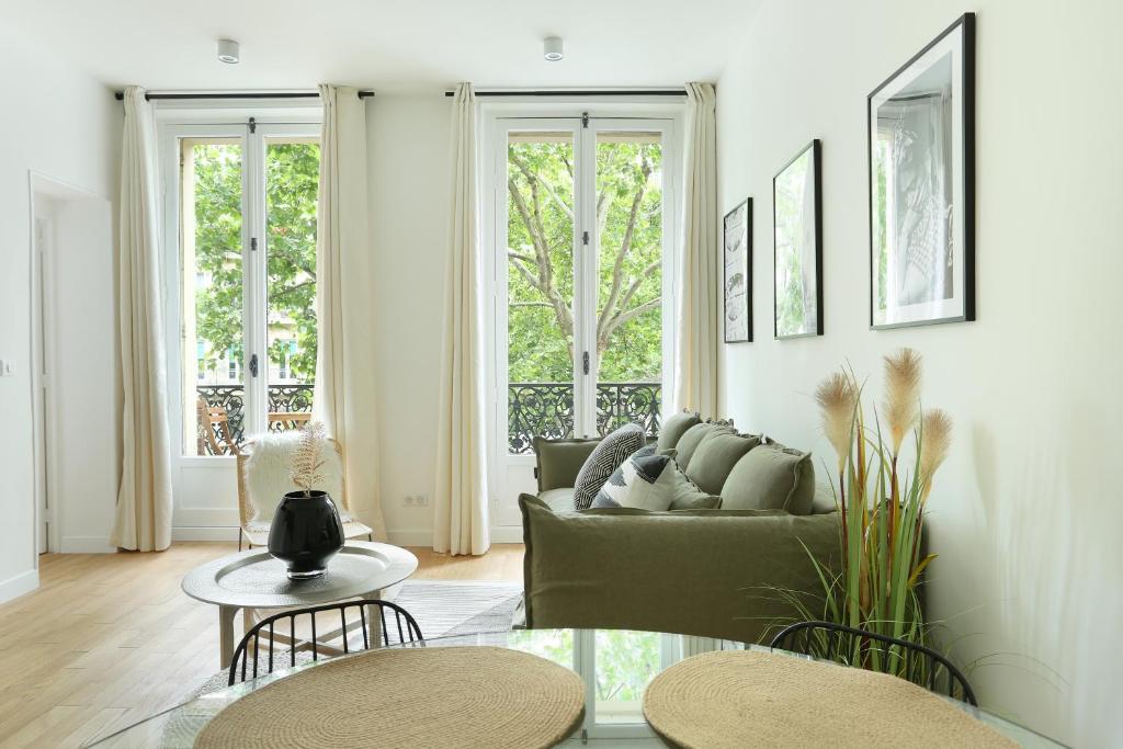 Zona d&#39;estar a Apartment Center of Paris by Studio prestige
