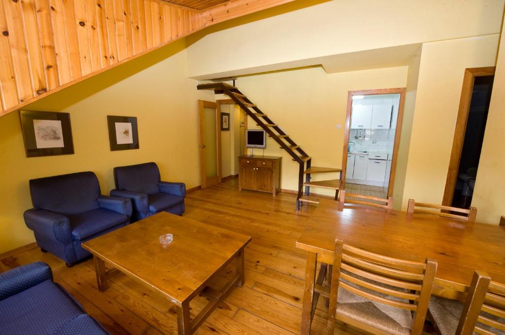 Apartamentos Pessets Adelaida - Appartamento Con 2 Camere Da Letto (4-6 Adulti)