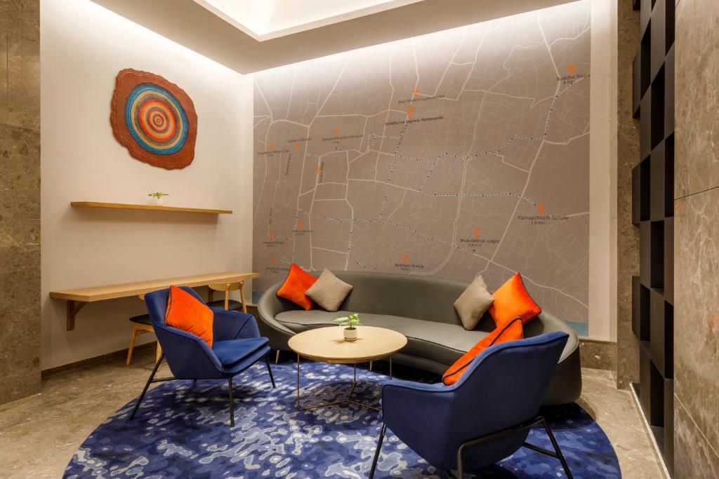 Posezení v ubytování Holiday Inn Express Kathmandu Naxal by IHG