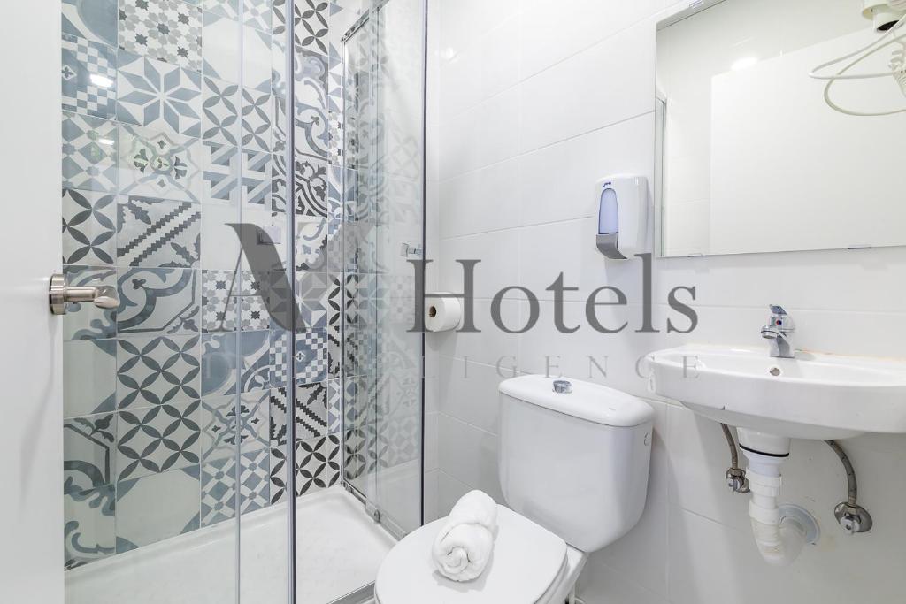 AYZ Ulises - Auto check-in property - Resim 44