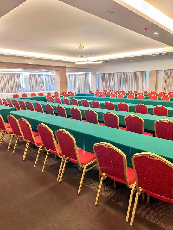 Konferenční prostory v ubytování Hôtel Ivotel Abidjan