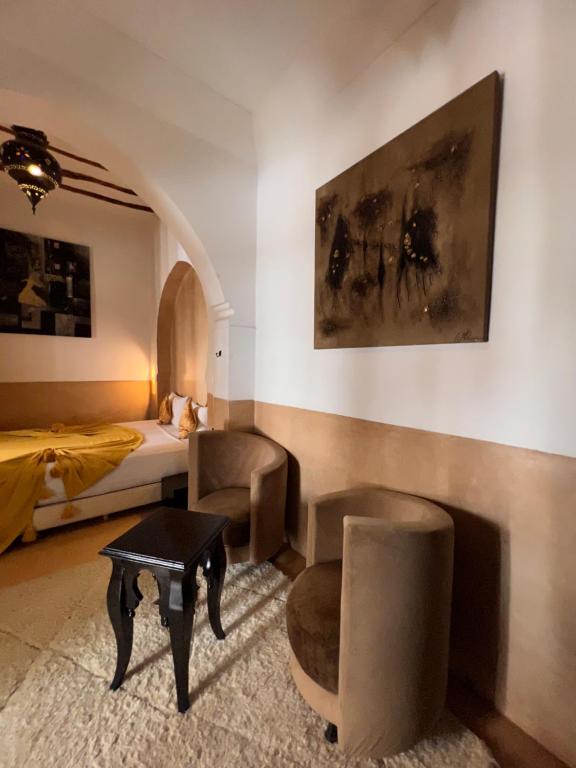 Posezení v ubytování Riad Des Arts