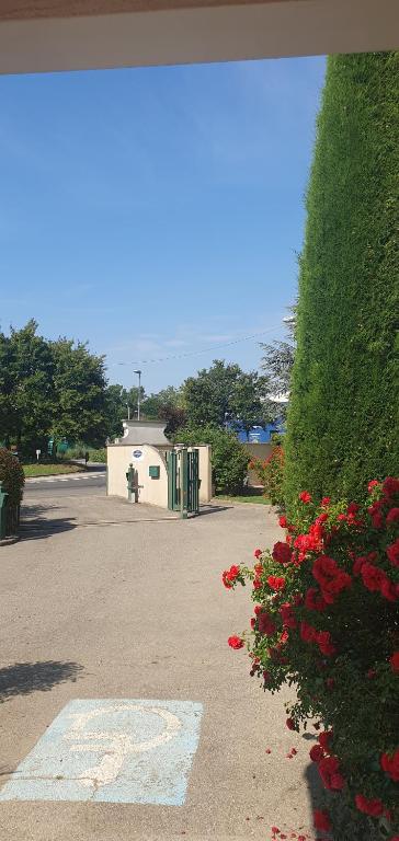 Fotografie z fotogalerie ubytování Hotel Lyon Sud, Pierre Benite, St Genis Laval v destinaci Pierre-Bénite