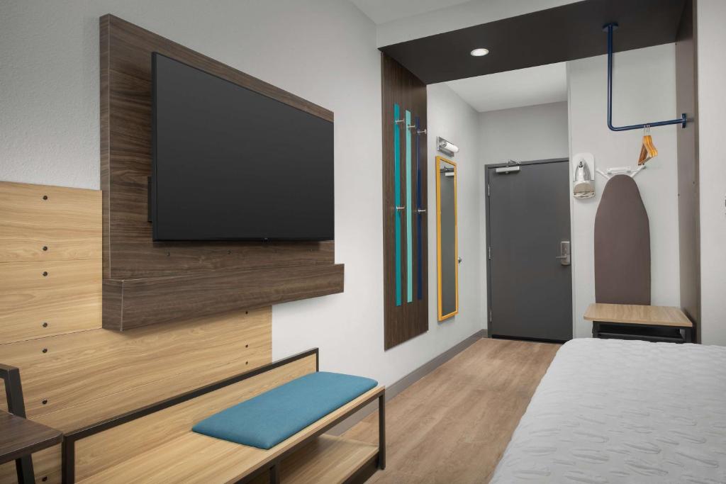 Tru By Hilton North Richland Hills Dfw West - Queen Room With Two Queen Beds - Mobility Access