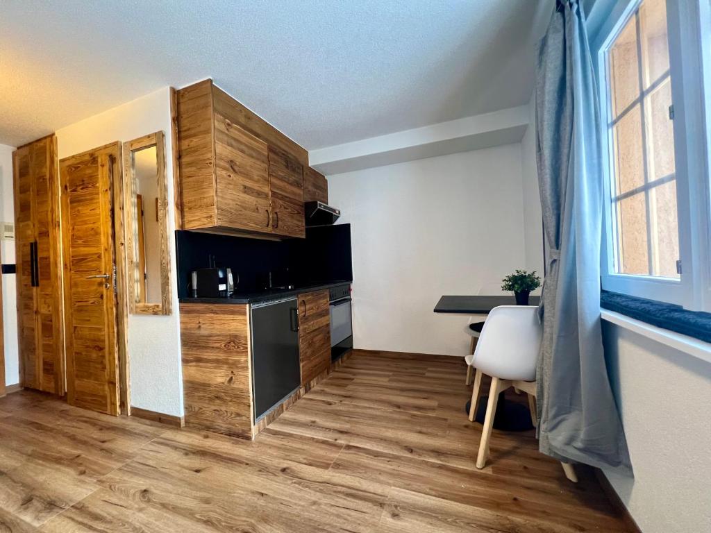 Charmant studio situé au centre - Resim 13