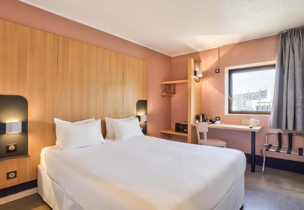 B&B HOTEL Paris 17 Batignolles - Resim 10