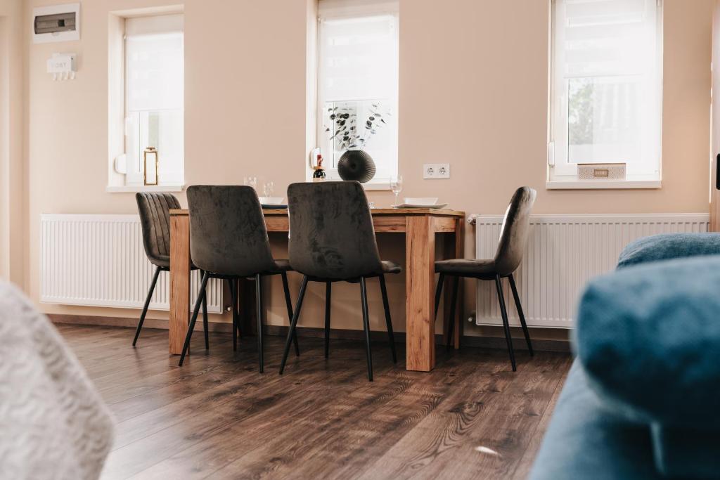Istumisnurk majutusasutuses Oliver Apartman