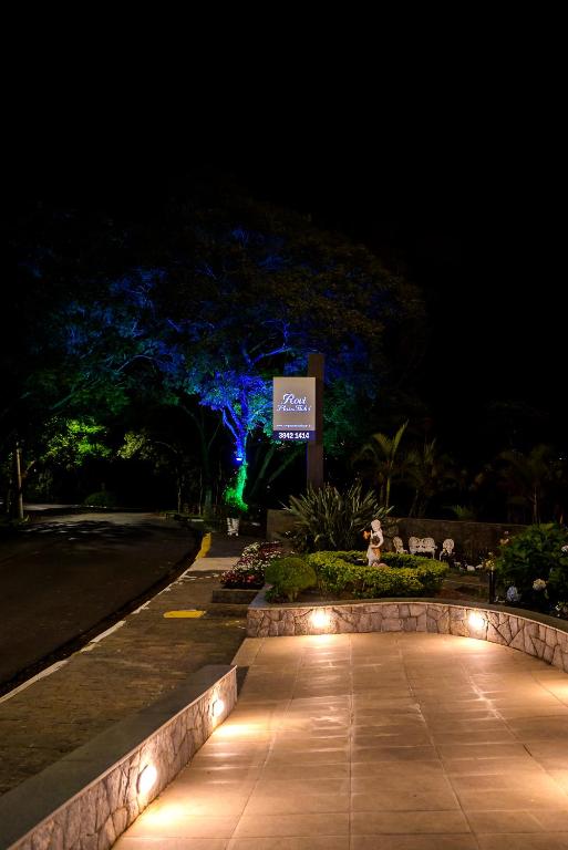 Rovi Plaza Hotel