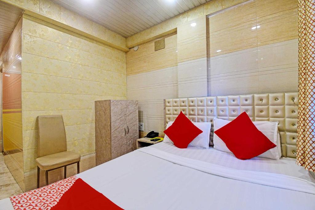 Postel nebo postele na pokoji v ubytování Super Hotel O Royal Inn