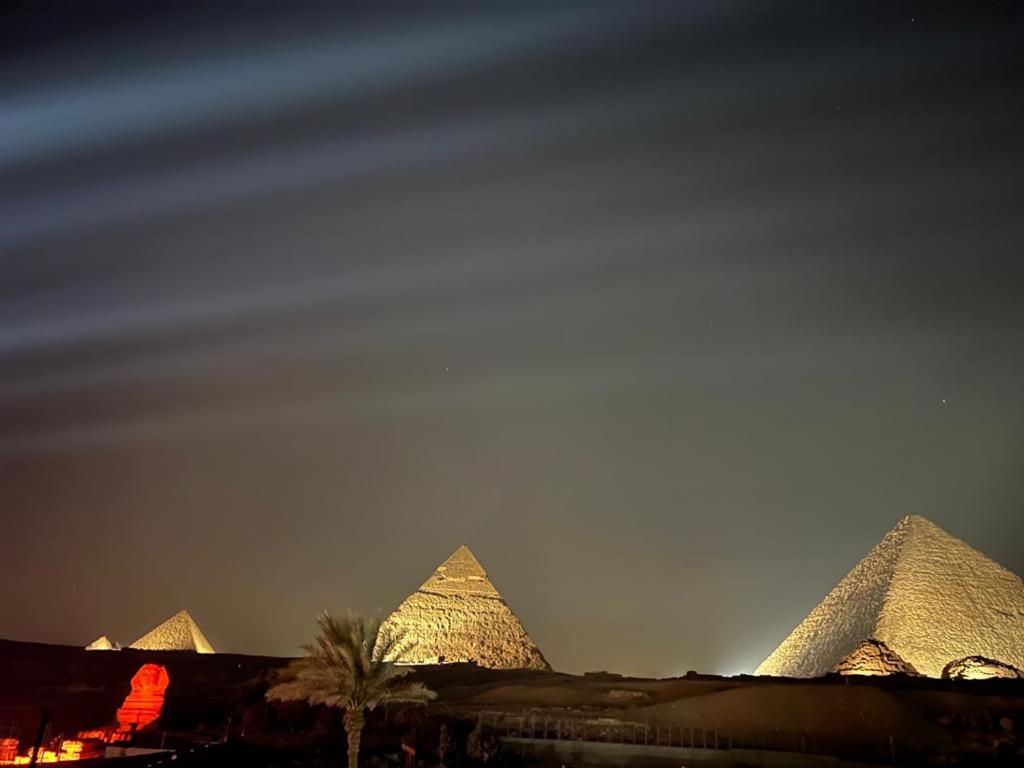 White House Pyramids view photo