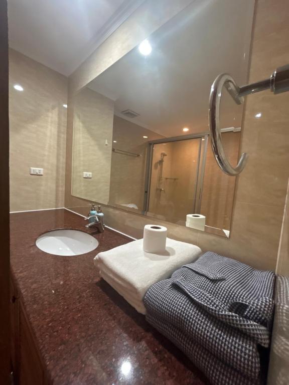 Koupelna v ubytování View Talay Residence 4 Jomtien Beach 56 Sqm big balcony pool view