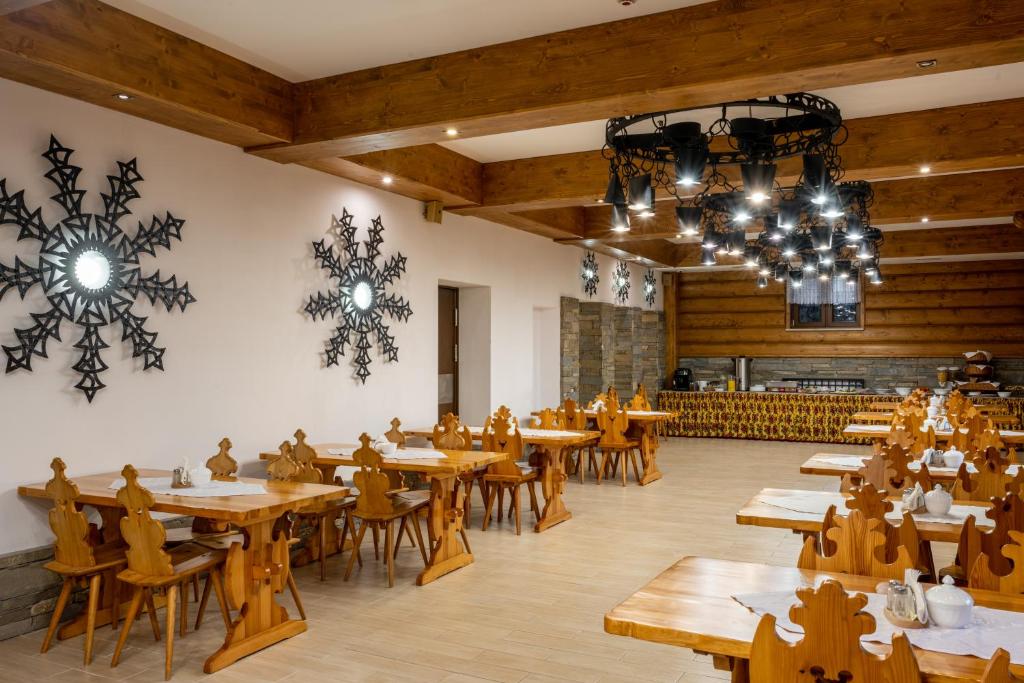 Restaurace v ubytování Dom Wczasowy Grań